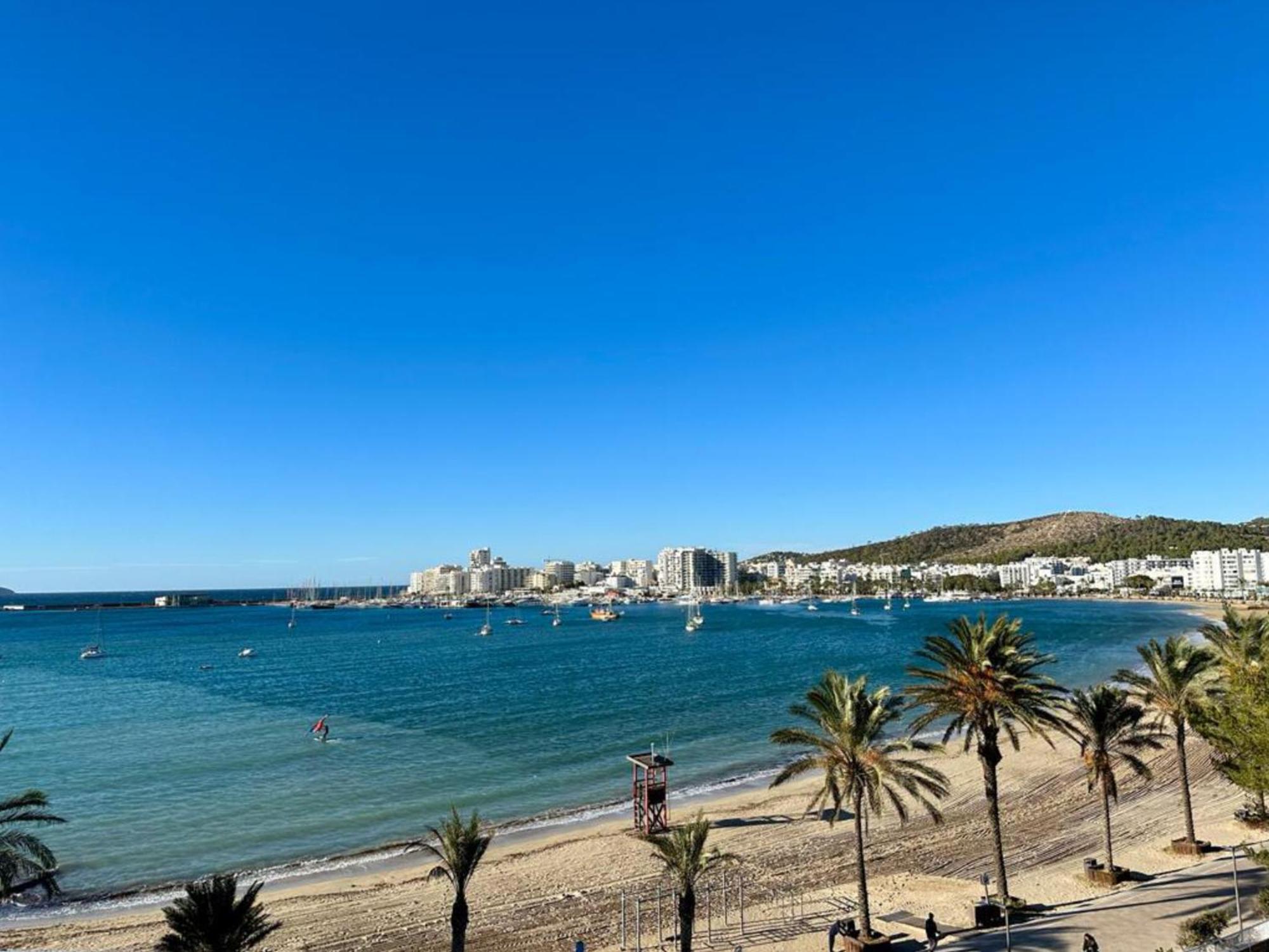 Hotel Arenal Sant Antoni de Portmany Exterior foto